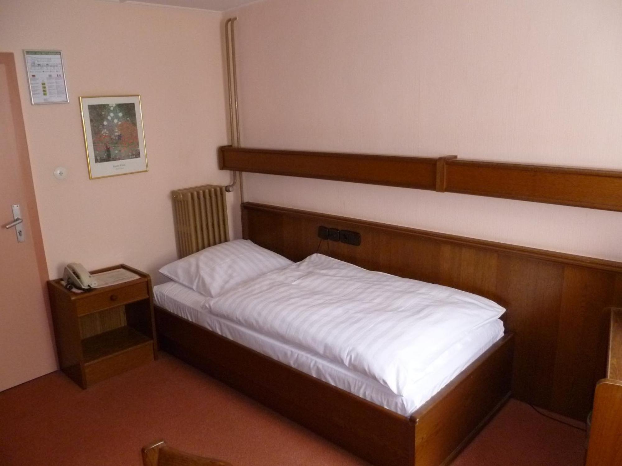 Hotel Deutsche Eiche In Northeim Esterno foto