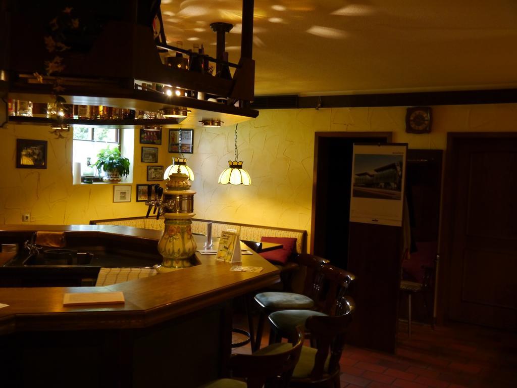 Hotel Deutsche Eiche In Northeim Esterno foto